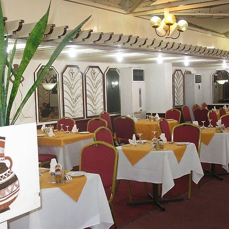 Gaweye Hotel Niamey Kültér fotó
