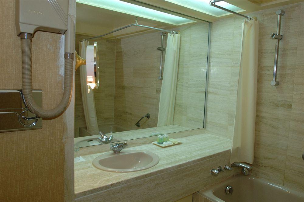 Gaweye Hotel Niamey Kültér fotó
