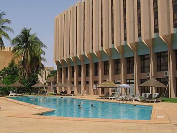 Gaweye Hotel Niamey Kültér fotó